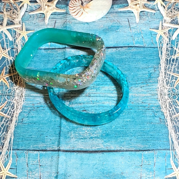 SOLD....Bracelets resin epoxy great to wear on the beach - Picture 10 of 17